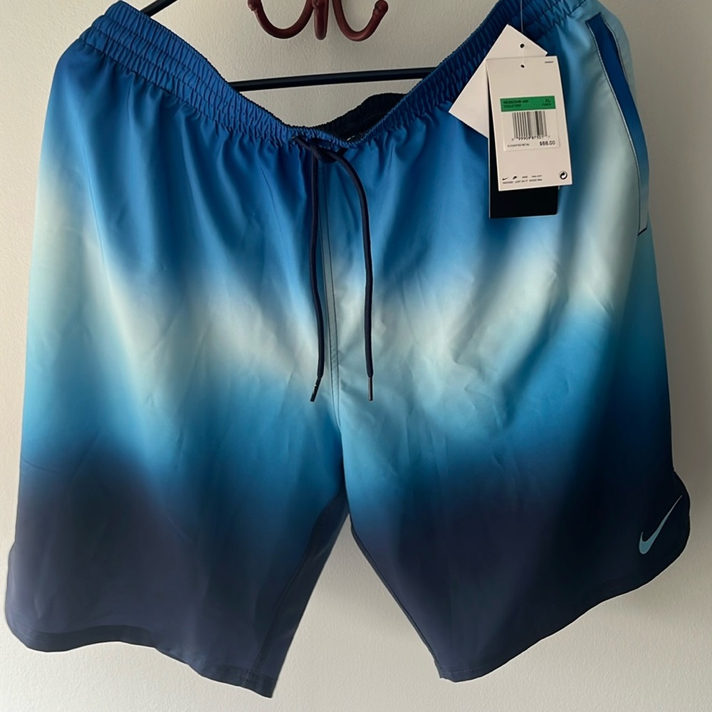 NWT Nike Men’s Swimshorts XL